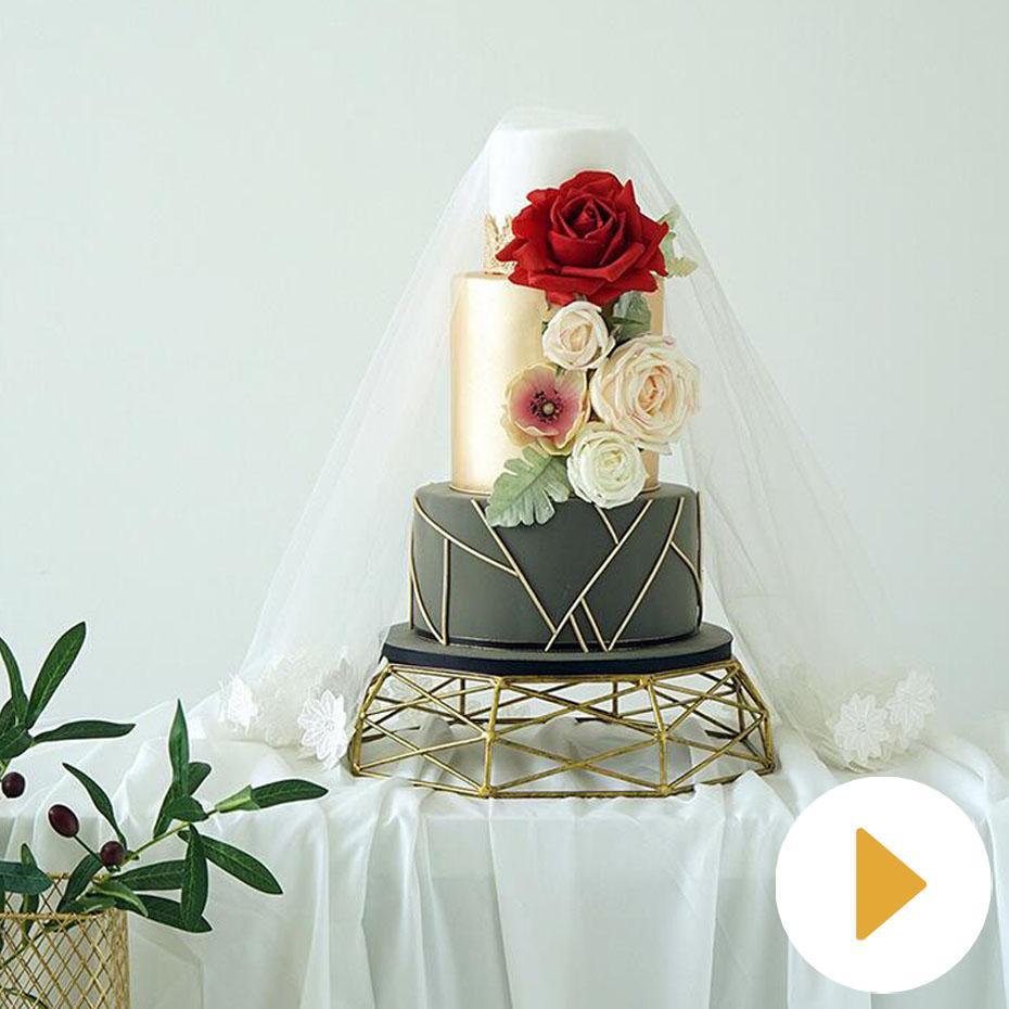 Geometric Wrought Iron Gold/Sliver Cake Stand for Wedding Geometric Wrought Iron Gold/Sliver Cake Stand for Wedding