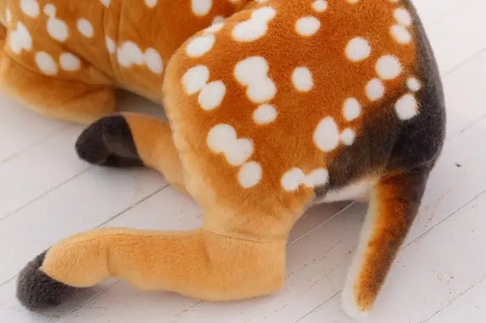 WoodlandWandererPlushDeerbackdetail.jpg